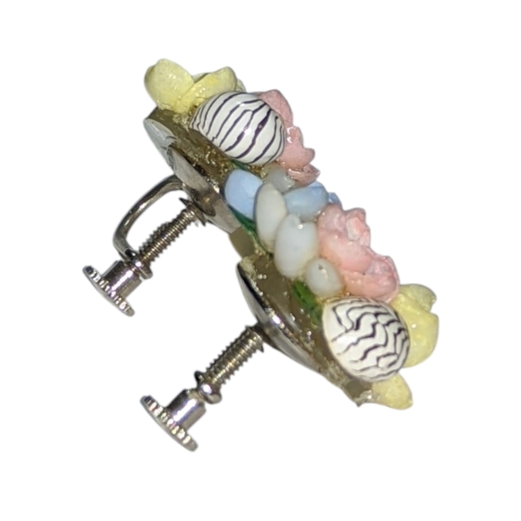 .👣4/$20.  Denton Bone China Clipon Earrings - Picture 4 of 6